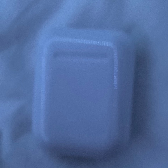Apple air pods - Picture 3 of 3